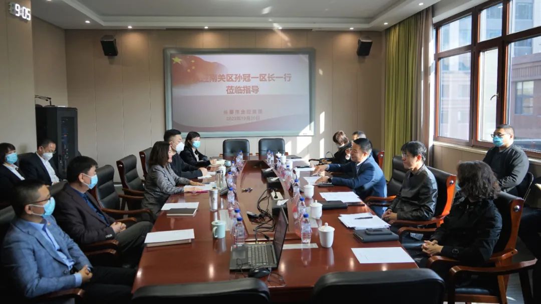 南关区代区长孙冠一到黑料网
调研